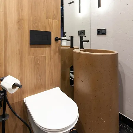 Leogrand On Shevchenka 38/1 * Leópolis